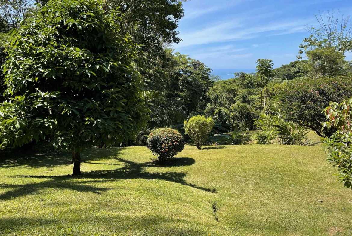 Secluded 3-Bedroom Home with Ocean Views & Creek in Ojochal Costa Rica photo 6