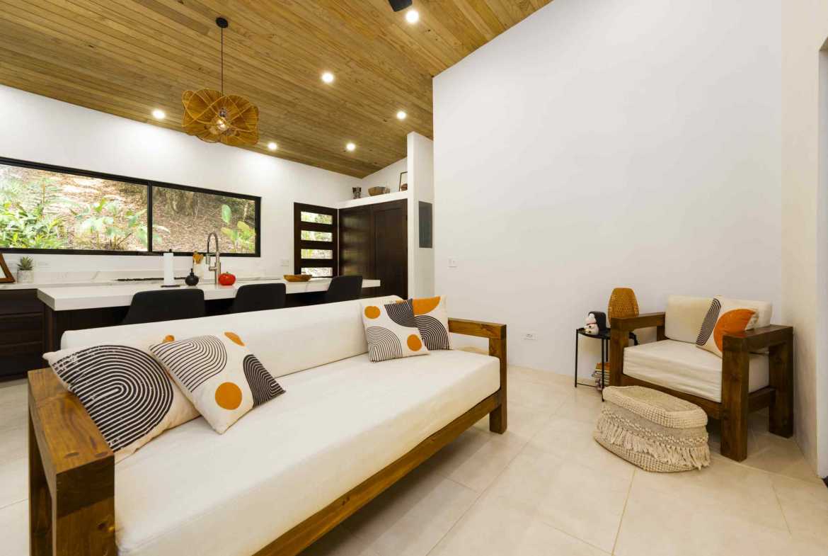 Stunning 5-Bedroom Boutique Hotel with Pool & Highway Frontage in Uvita Costa Rica photo 21