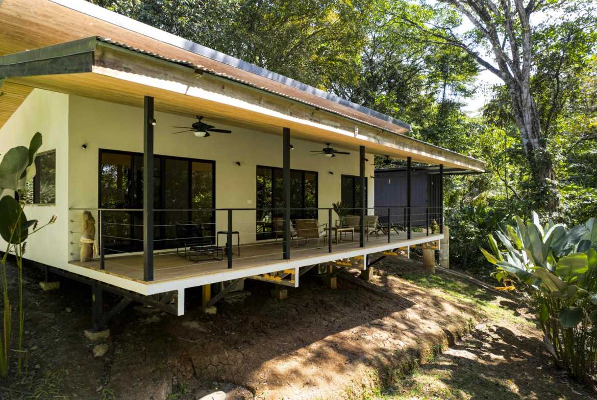 Stunning 5-Bedroom Boutique Hotel with Pool & Highway Frontage in Uvita Costa Rica photo 3