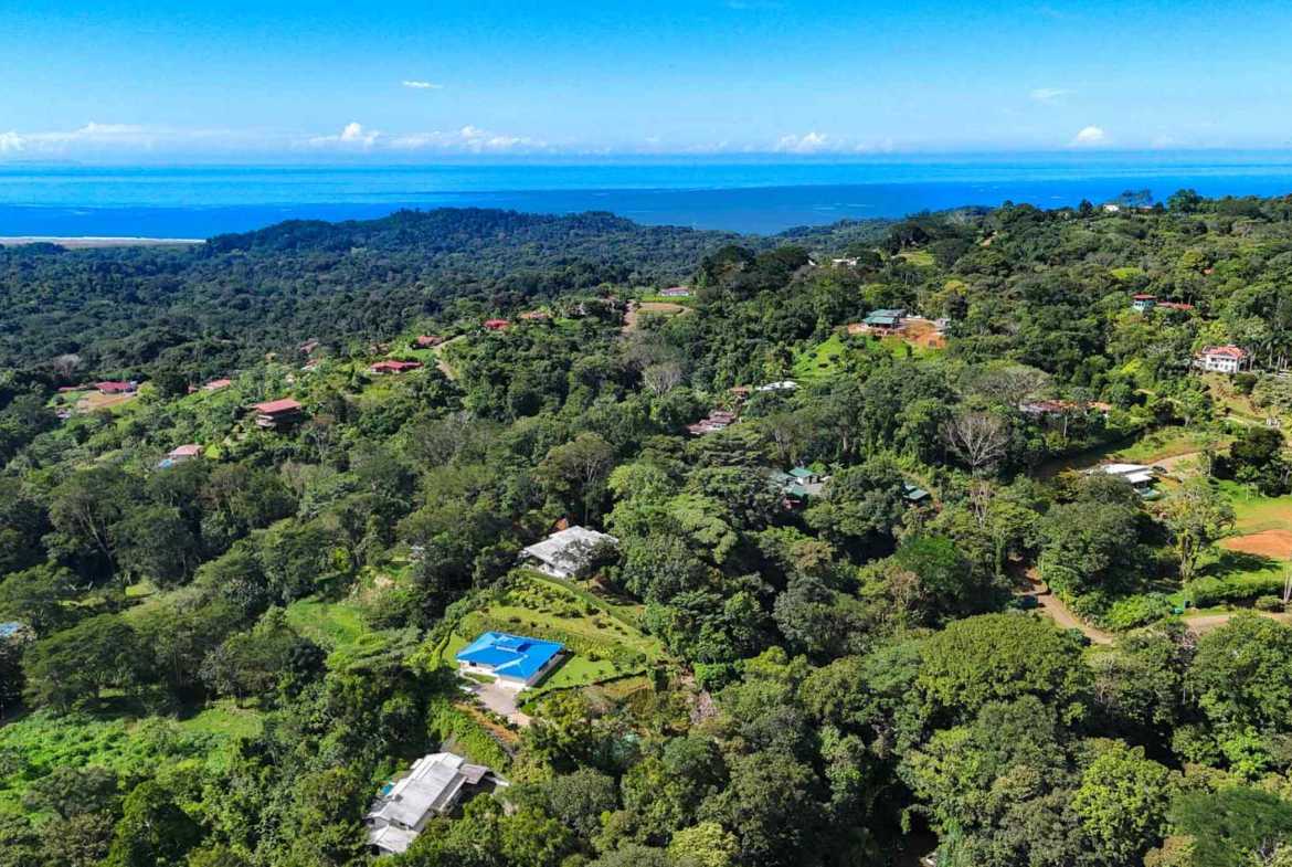 2-Bedroom Hacienda with Ocean Views & Infinity Pool, photo 11 of 24