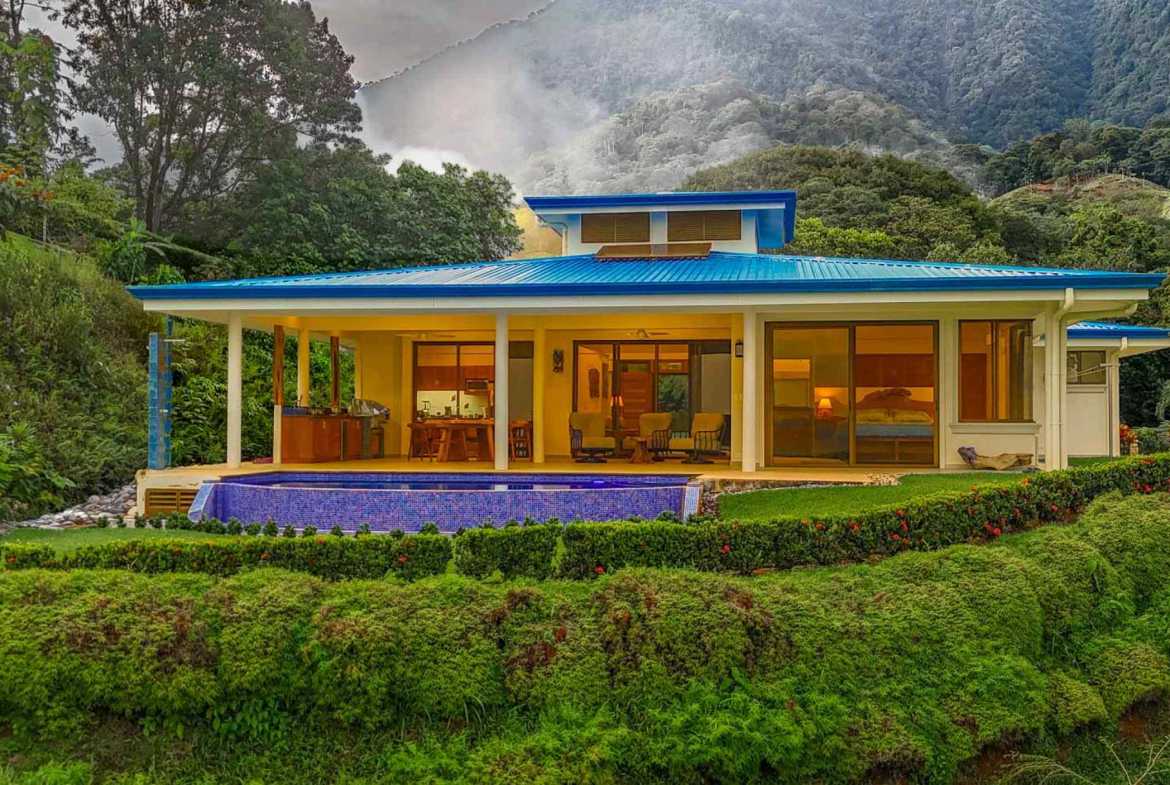 2-Bedroom Hacienda with Ocean Views & Infinity Pool, photo 4 of 24