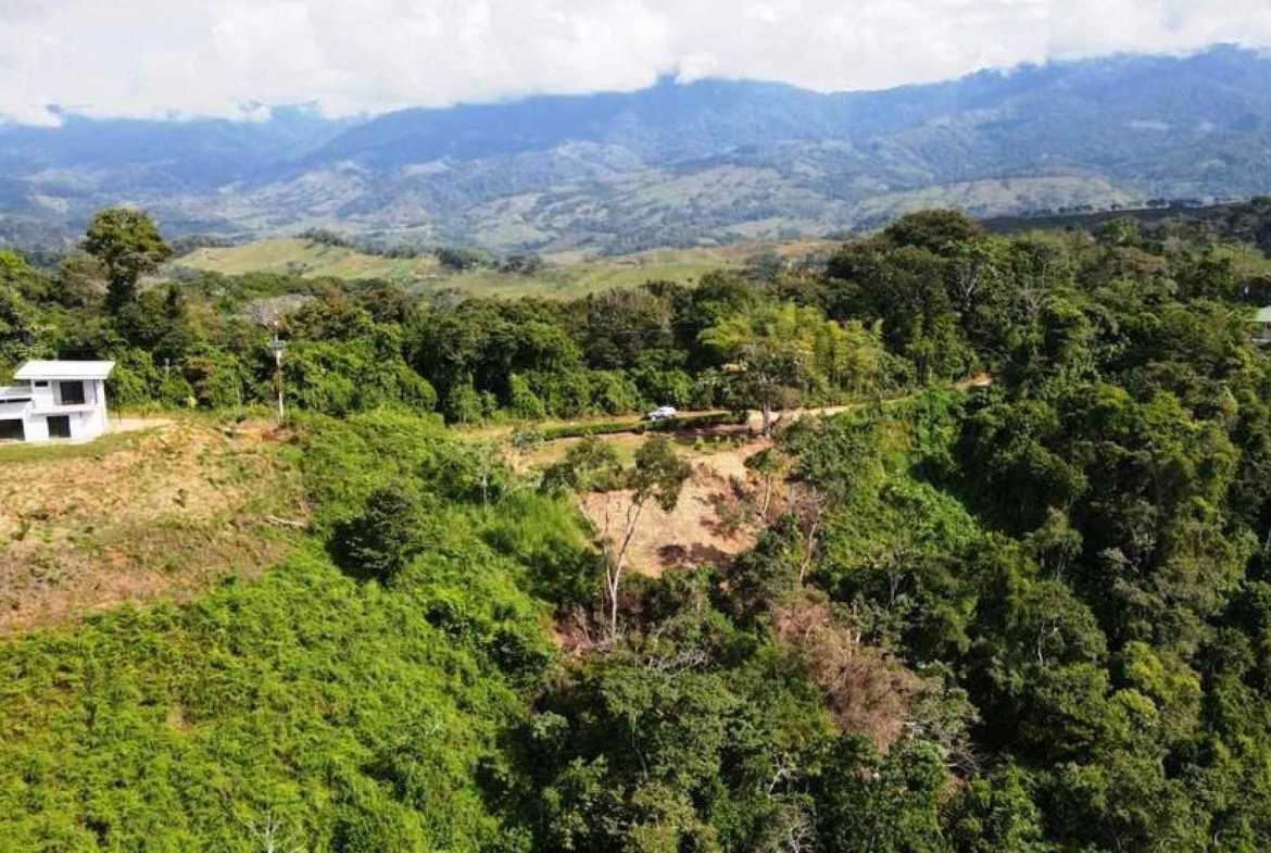 Ocean View 2.7-Acre Building Lot in Dominical Costa Rica photo 2