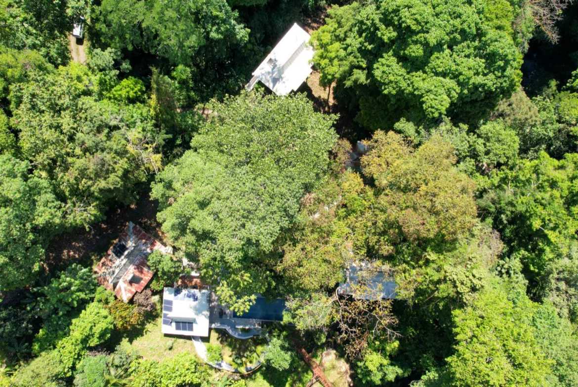 Luxury 4-Bedroom Estate with Waterfall, River Views & Solar Power in Ojochal Costa Rica photo 4