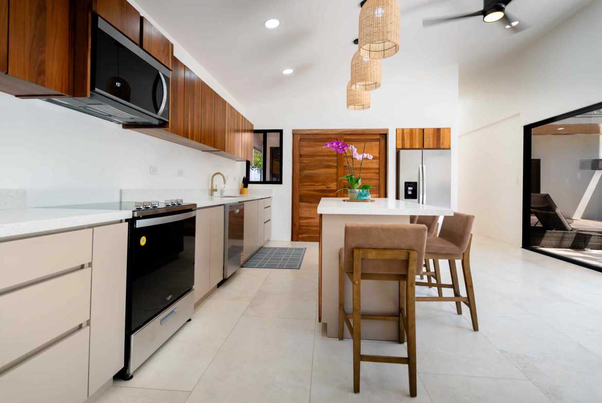 Brand-New 3-Bedroom Villa with Pool & Garden Views, photo 21 of 24