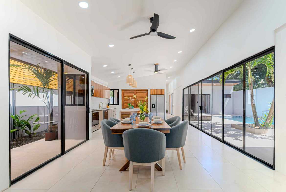 Brand-New 3-Bedroom Villa with Pool & Garden Views, photo 6 of 24
