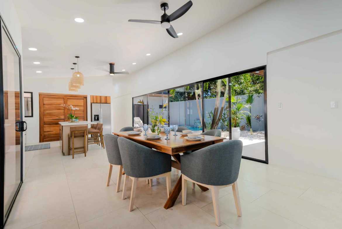 Brand-New 3-Bedroom Villa with Pool & Garden Views, photo 5 of 24