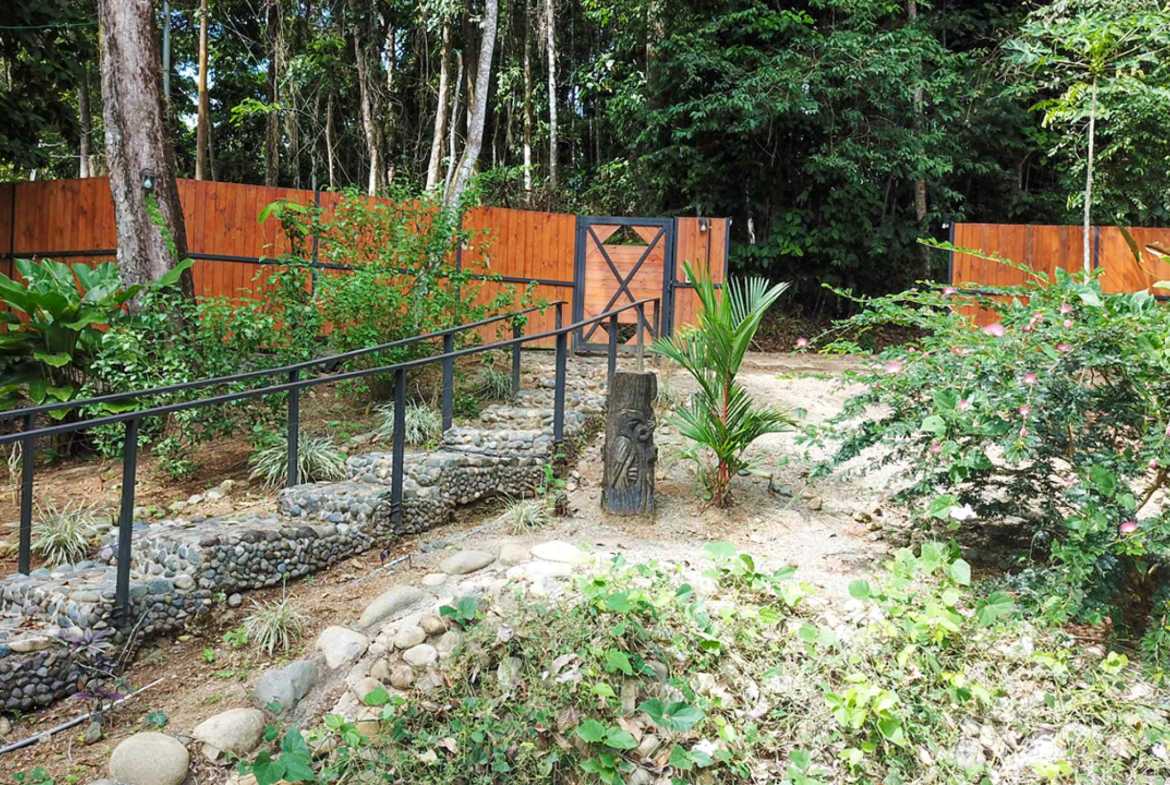 Private 3-Bedroom Jungle Retreat with Pool & Fruit Trees on 5 Acres in Lagunas Costa Rica photo 18
