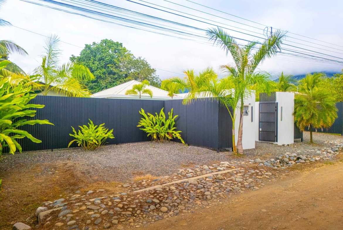 Modern 4-Bedroom Investment Property with Pool & Yoga Deck in Uvita Costa Rica photo 7