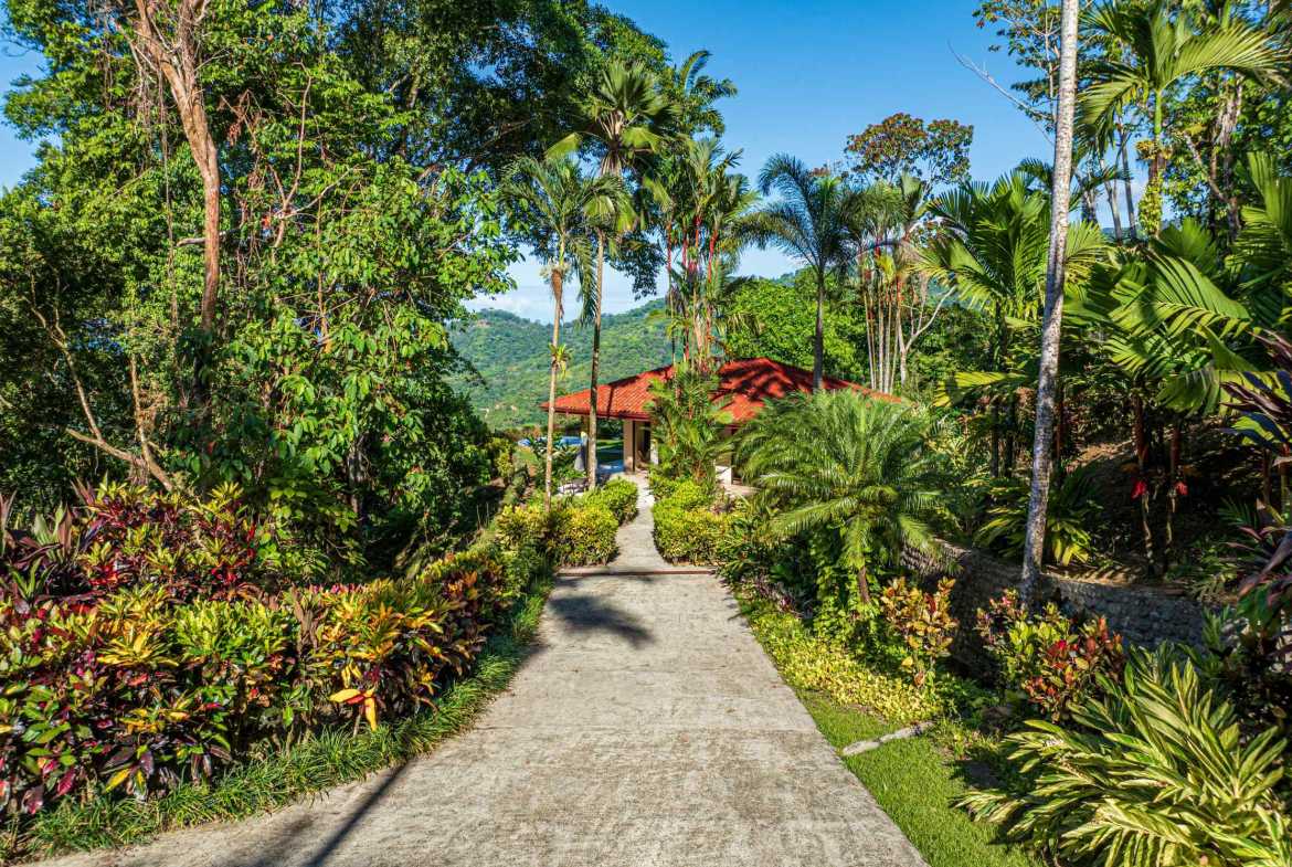 Stunning 5-Bedroom Estate with Ocean Views & 3 Pools in Tres Rios Costa Rica photo 26