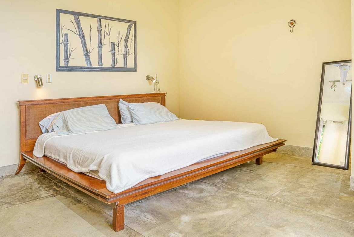 2-Bedroom Home with River, Mountain Views & Pool, photo 16 of 24
