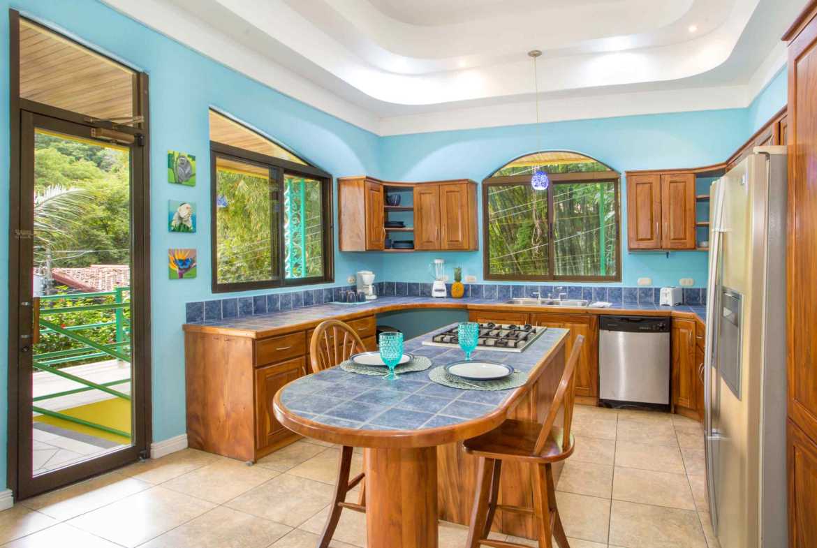 Charming 2-Bedroom Villas with Mountain Views & Pool in Ojochal Costa Rica photo 5