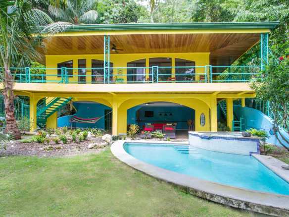 Charming 2-Bedroom Villas with Mountain Views & Pool in Ojochal Costa Rica