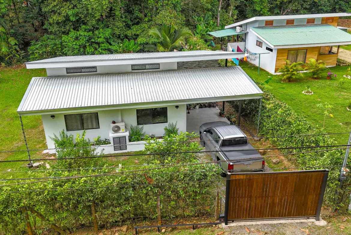 Peaceful 3-Bedroom Home with River Views & Jungle Setting in Ojochal Costa Rica photo 16