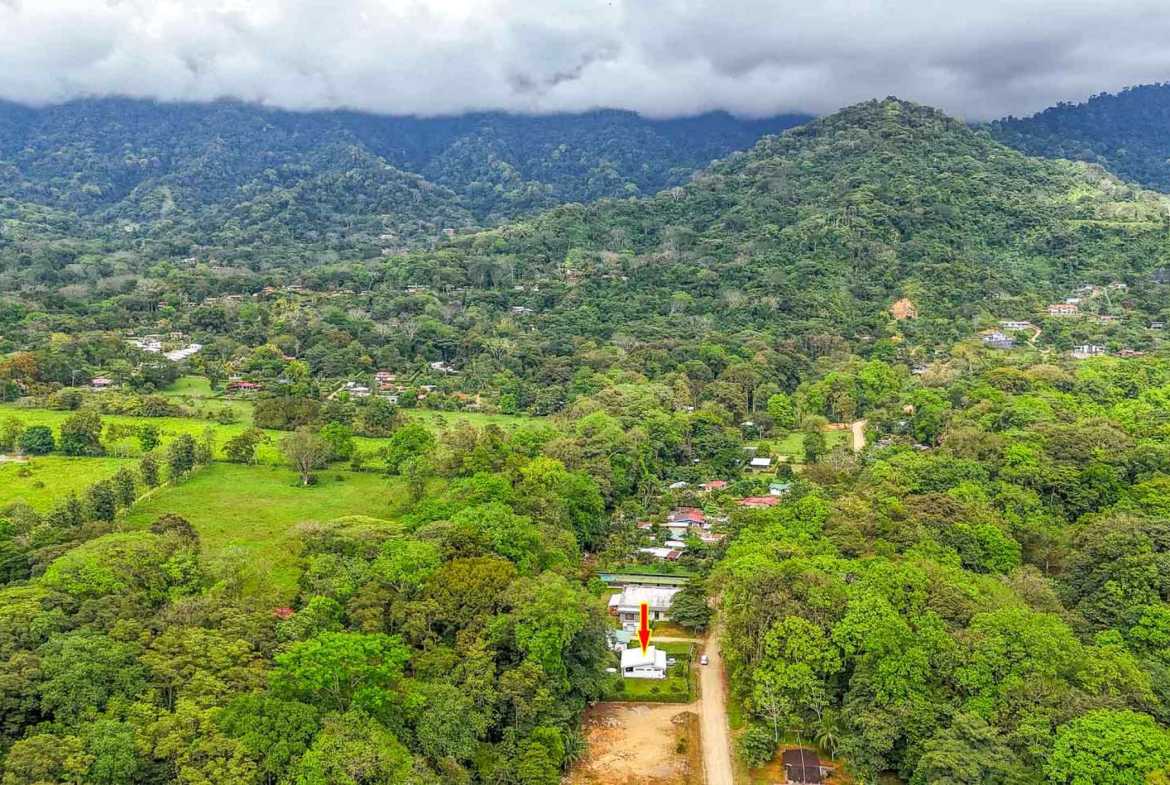 Peaceful 3-Bedroom Home with River Views & Jungle Setting in Ojochal Costa Rica photo 34