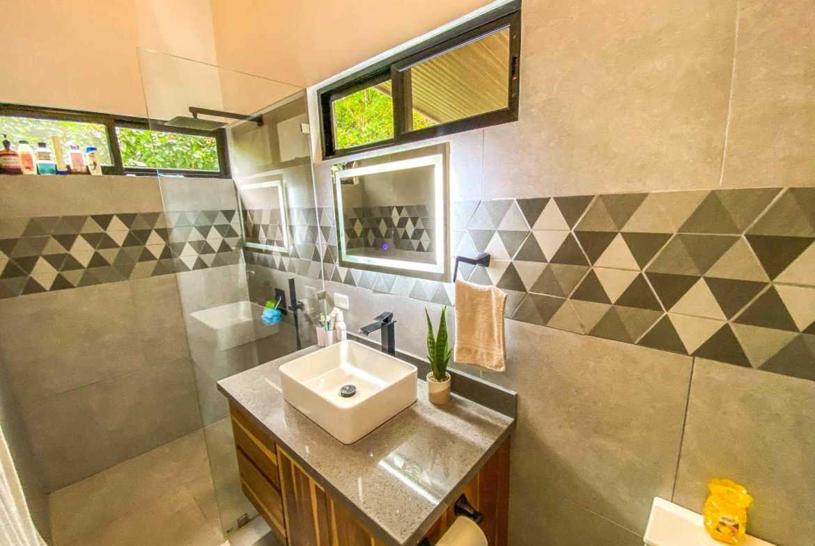Peaceful 3-Bedroom Home with River Views & Jungle Setting in Ojochal Costa Rica photo 31