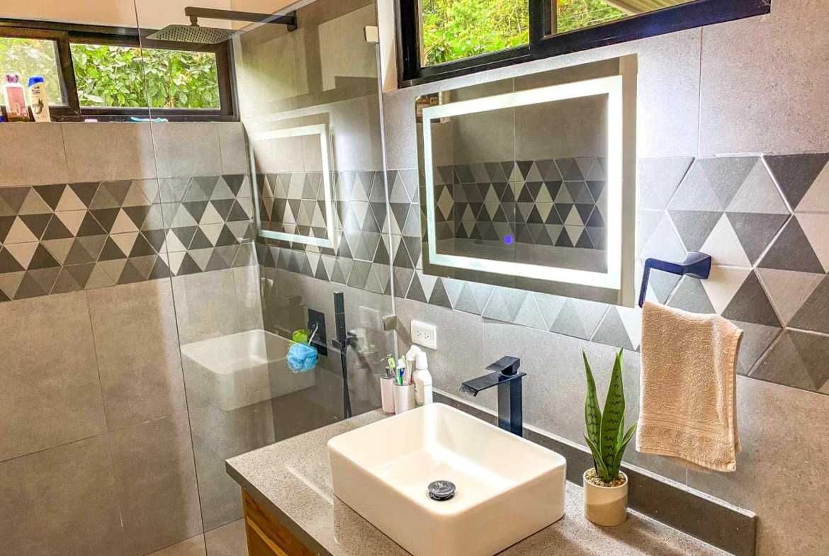Peaceful 3-Bedroom Home with River Views & Jungle Setting in Ojochal Costa Rica photo 30