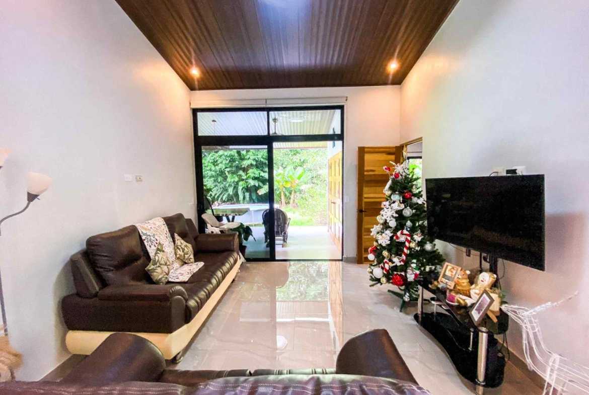 Peaceful 3-Bedroom Home with River Views & Jungle Setting in Ojochal Costa Rica photo 4