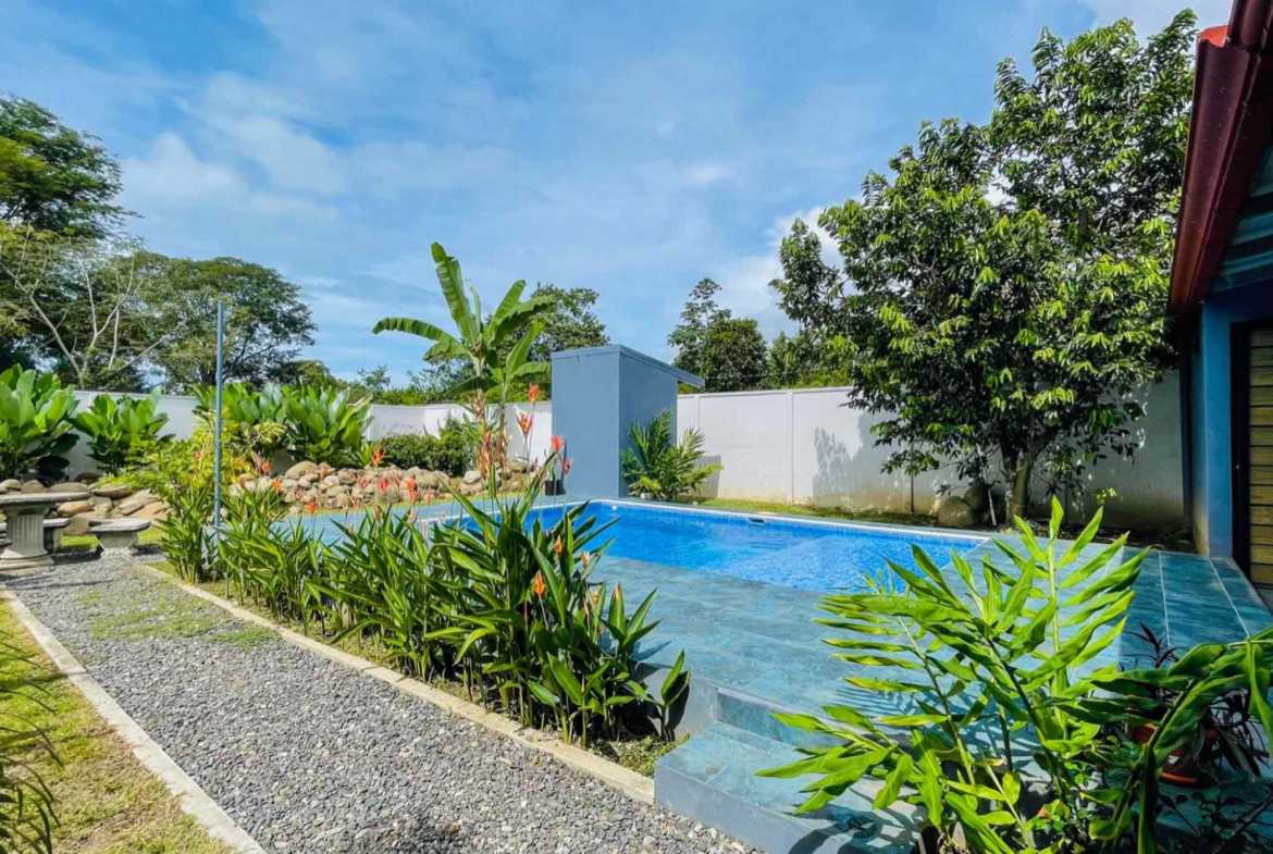 Charming 2-Bedroom Home with Private Pool & Walk-to-Beach in Bahia near Uvita Costa Rica photo 13