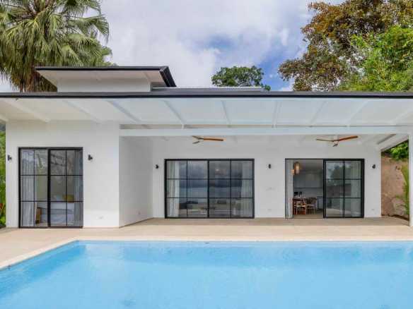Stunning 4-Bedroom Villa with Ocean Views & Pool in Ojochal Costa Rica