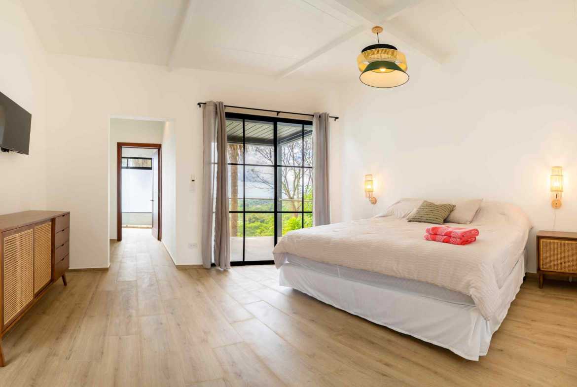 Stunning 4-Bedroom Villa with Ocean Views & Pool in Ojochal Costa Rica photo 18