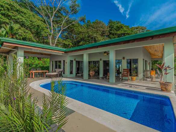 Ultra-Private 3-Bedroom Estate with Whale’s Tail Ocean Views & Pool in Dominical Costa Rica