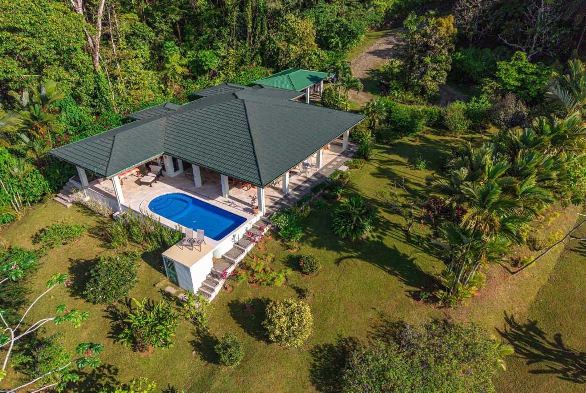 Ultra-Private 3-Bedroom Estate with Whale’s Tail Ocean Views & Pool in Dominical Costa Rica photo 11