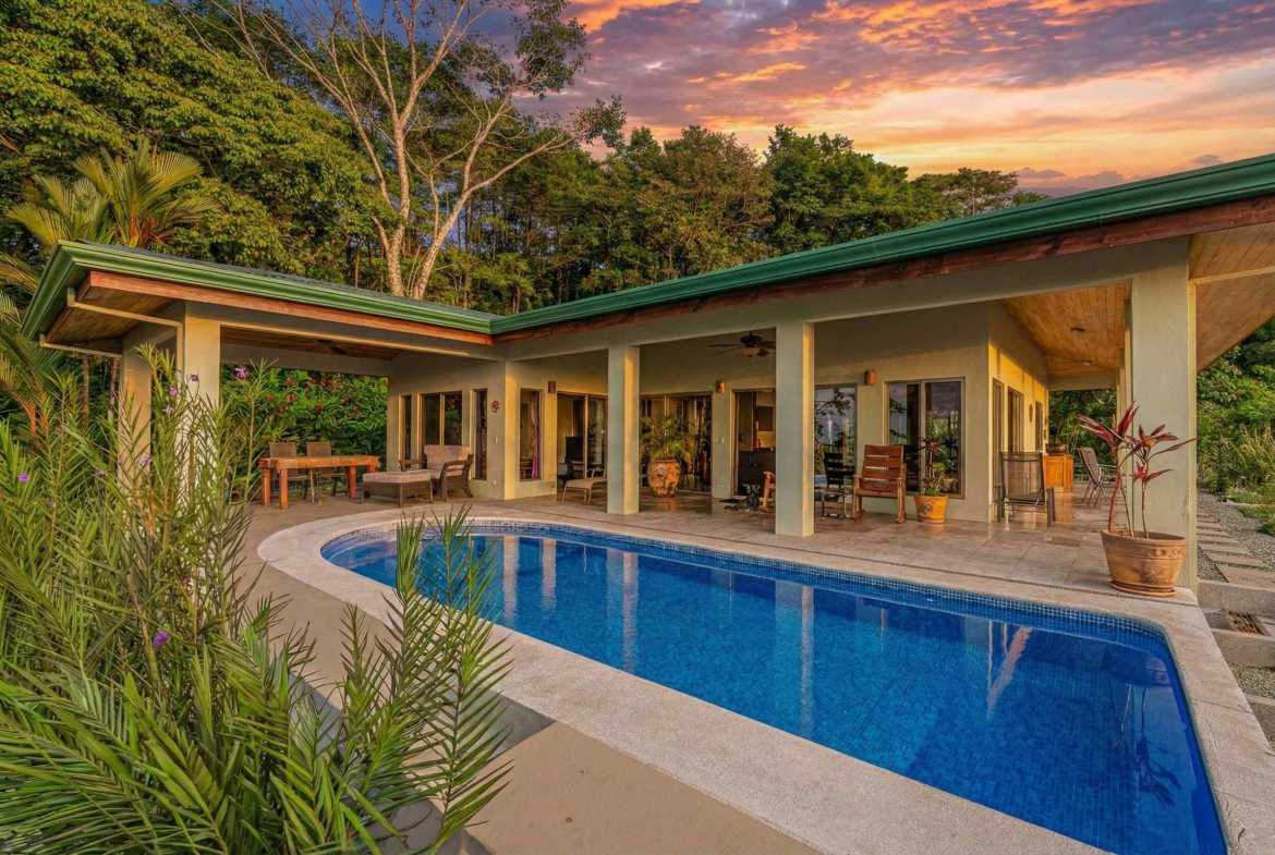 Ultra-Private 3-Bedroom Estate with Whale’s Tail Ocean Views & Pool in Dominical Costa Rica photo 4
