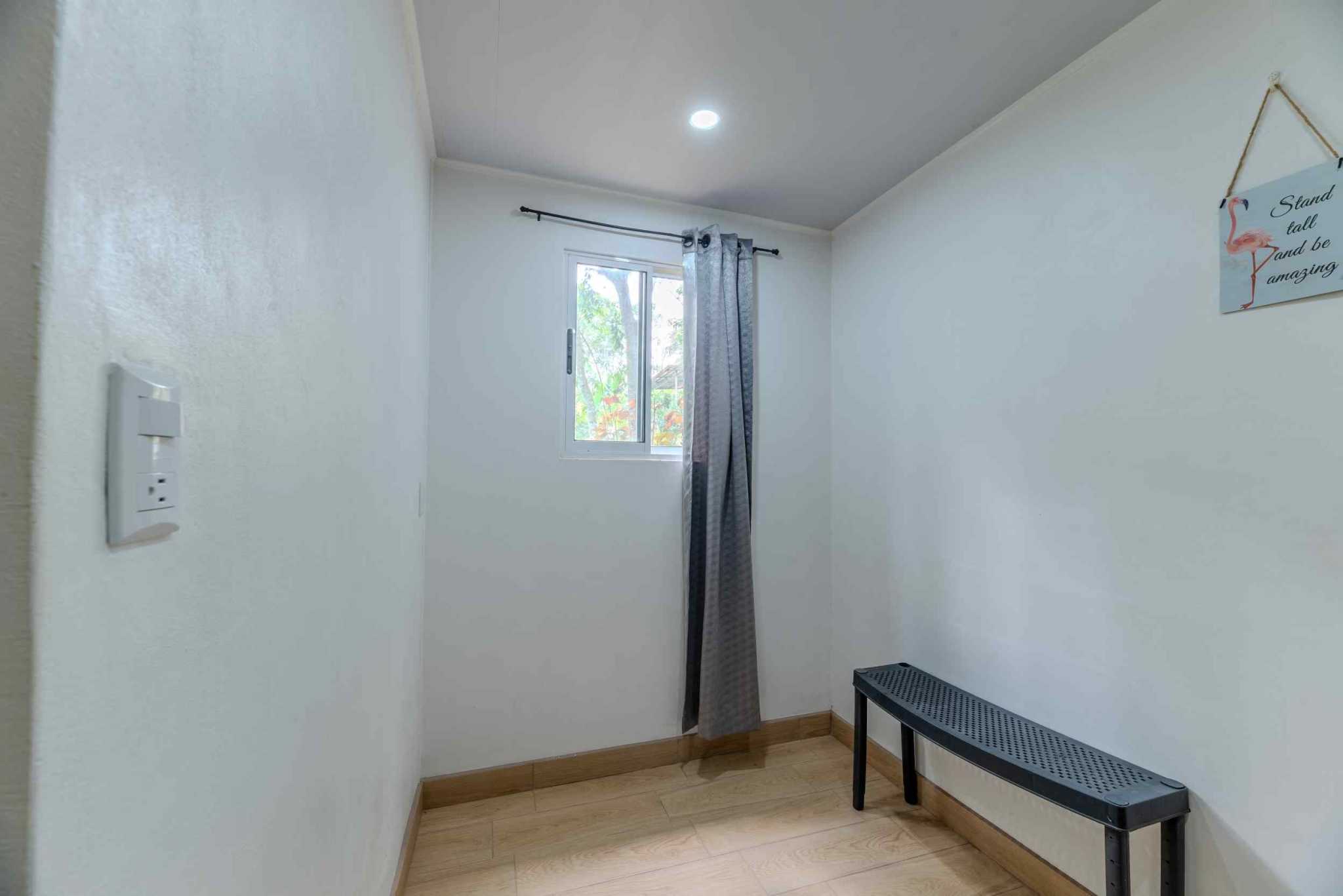 59259-31 Unique 7-Bedroom Multi-Family Compound with 4 Furnished Units in Platanillo Costa Rica