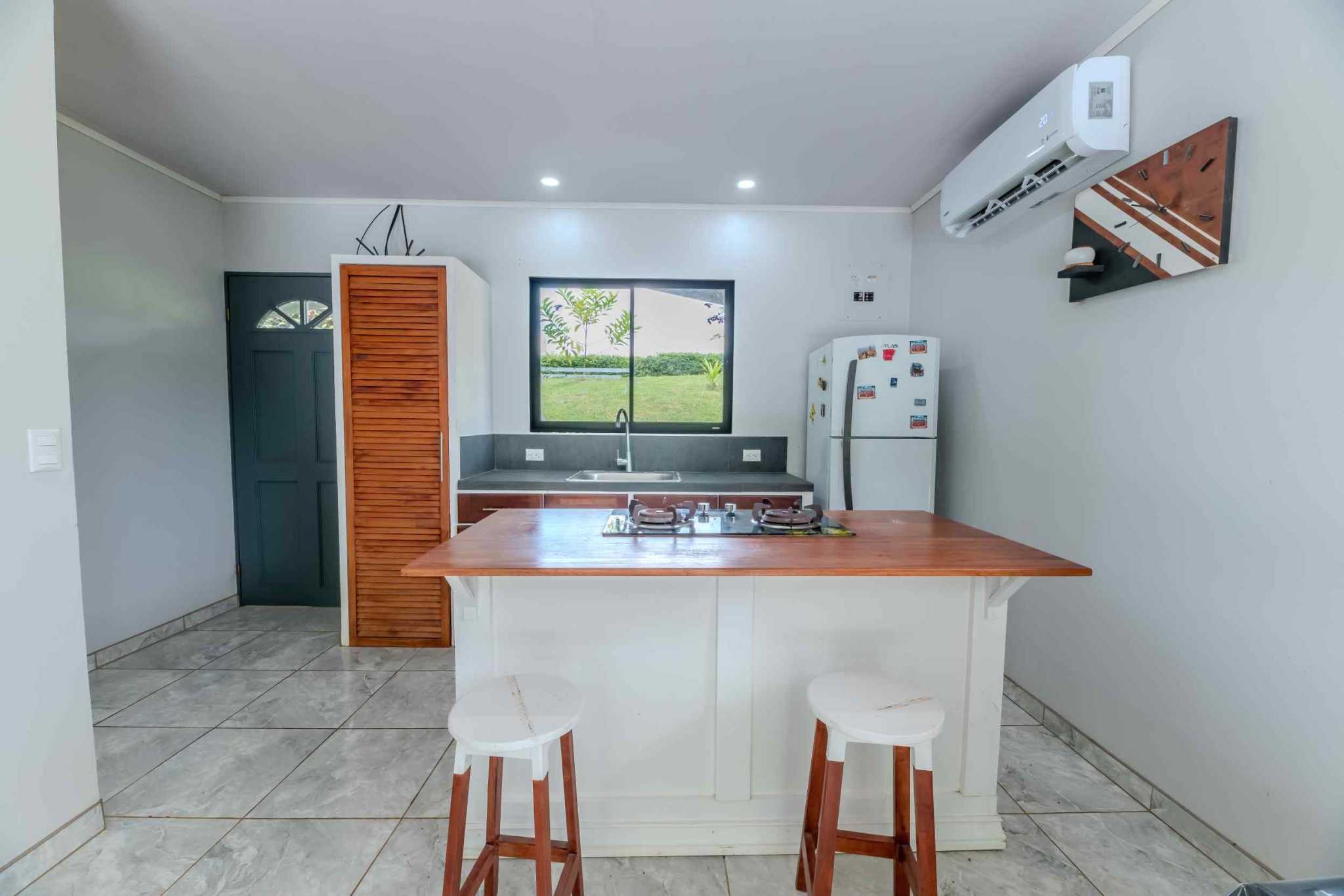 59259-16 Unique 7-Bedroom Multi-Family Compound with 4 Furnished Units in Platanillo Costa Rica