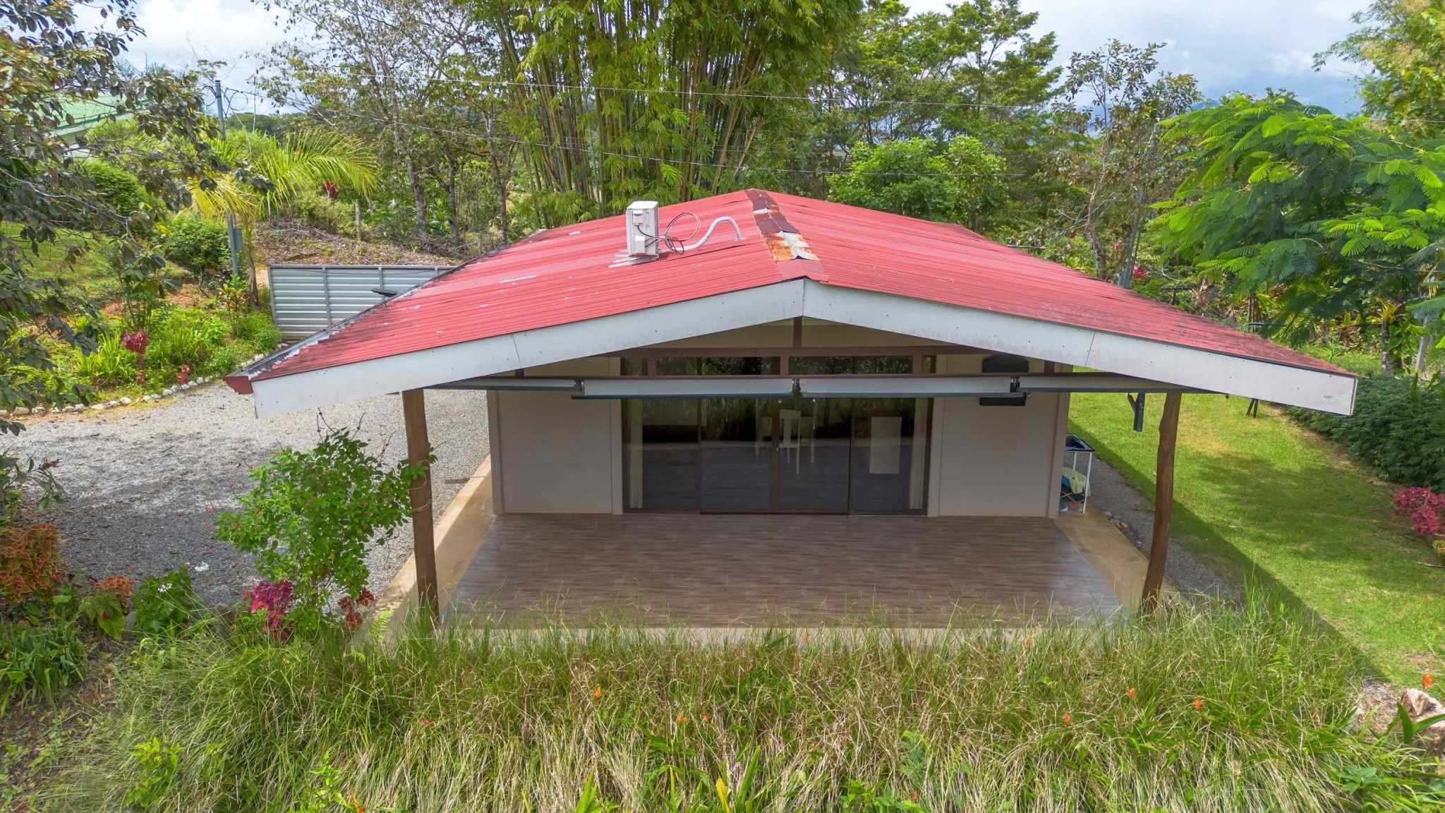 59259-9 Unique 7-Bedroom Multi-Family Compound with 4 Furnished Units in Platanillo Costa Rica