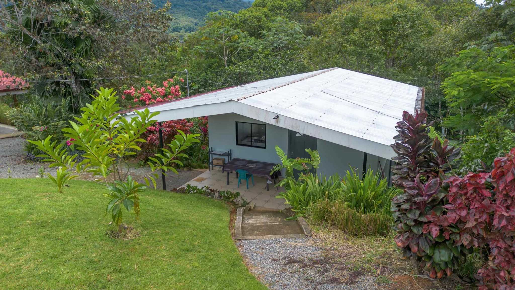 59259-1 Unique 7-Bedroom Multi-Family Compound with 4 Furnished Units in Platanillo Costa Rica