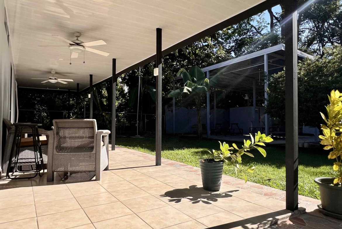 Spacious 3-Bedroom Home with Large Pool & Garden in Bahia Costa Rica photo 38