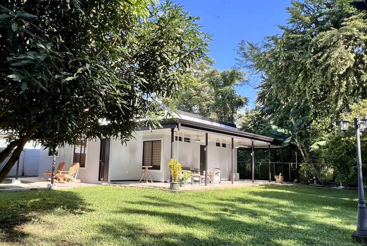 Spacious 3-Bedroom Home with Large Pool & Garden in Bahia Costa Rica photo 35