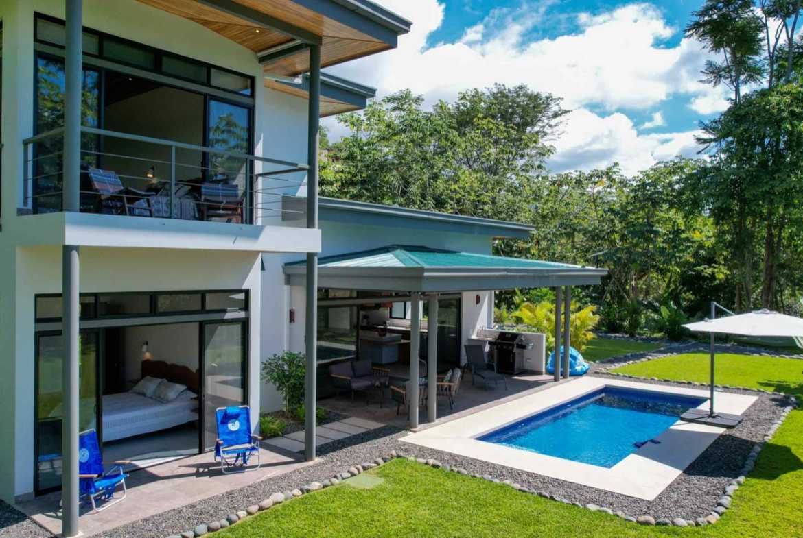 Stunning 3-Bedroom Modern Home with Ocean & Mountain Views in Ojochal Costa Rica photo 1