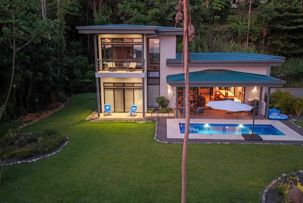 Stunning 3-Bedroom Modern Home with Ocean & Mountain Views in Ojochal Costa Rica photo 9