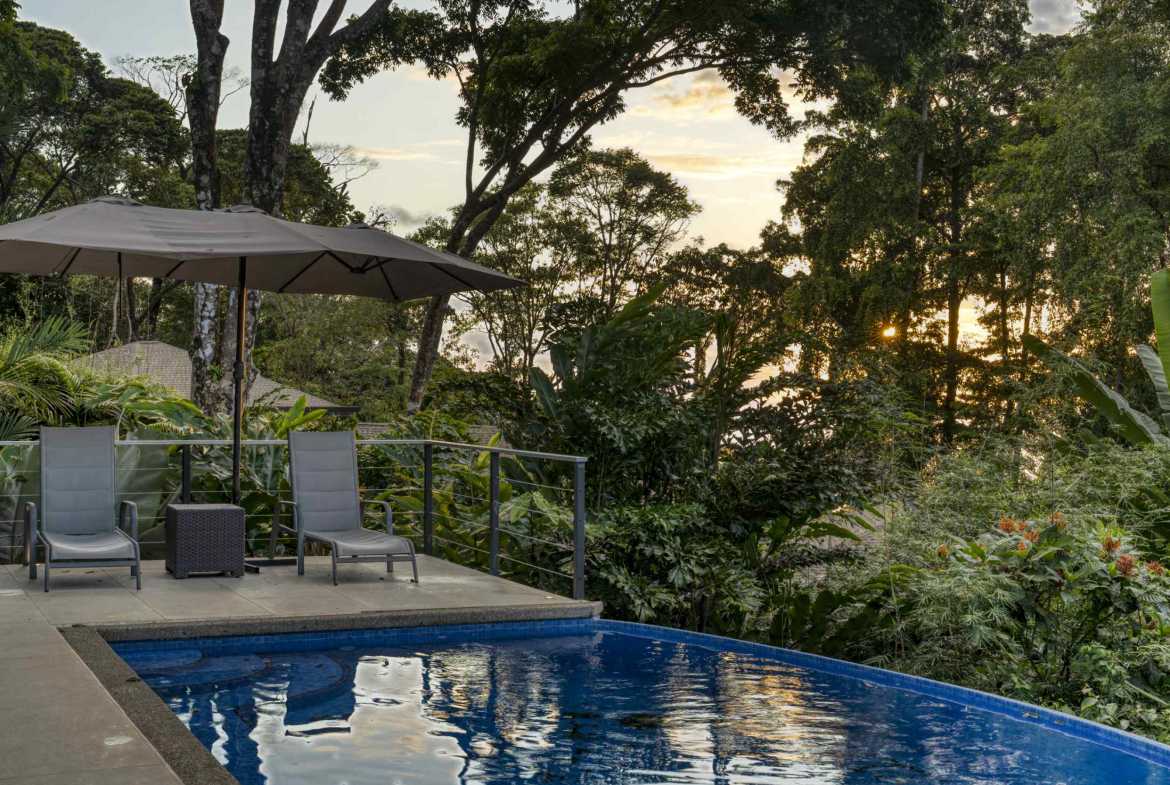 4-Bedroom Villa with Ocean Views & Private Pool, photo 4 of 24