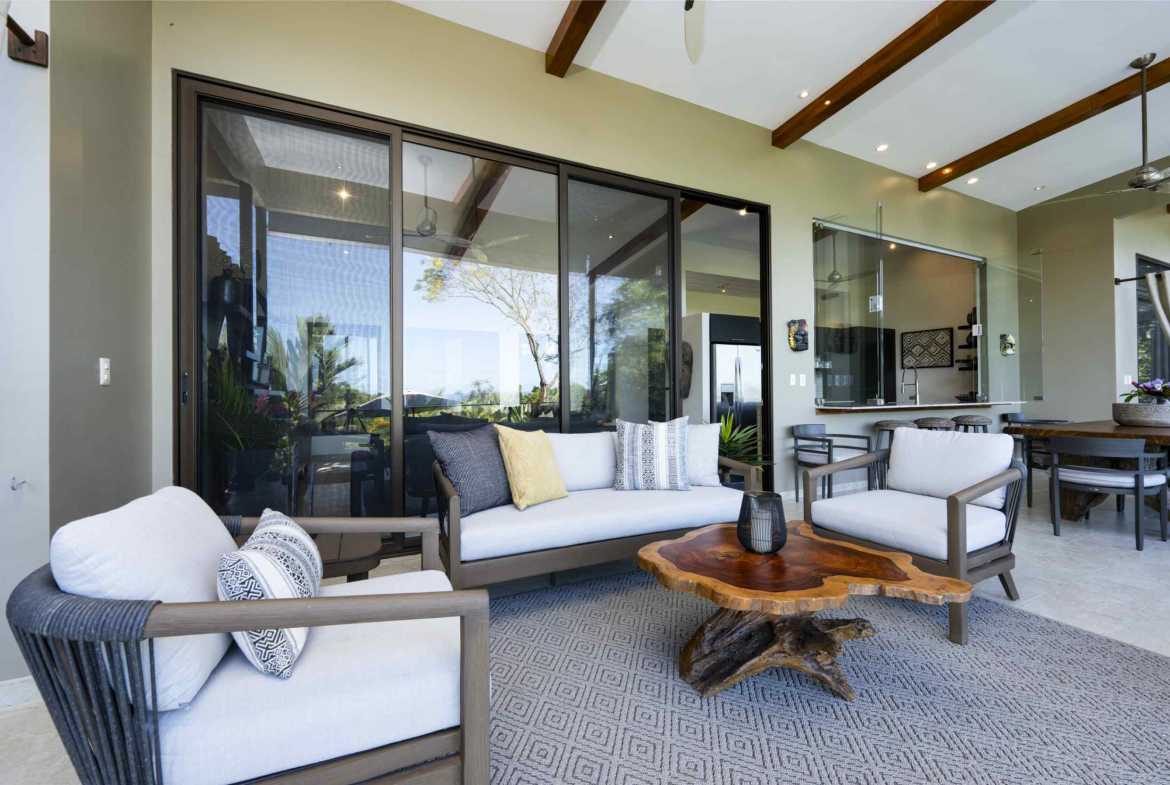 4-Bedroom Villa with Ocean Views & Private Pool, photo 16 of 24