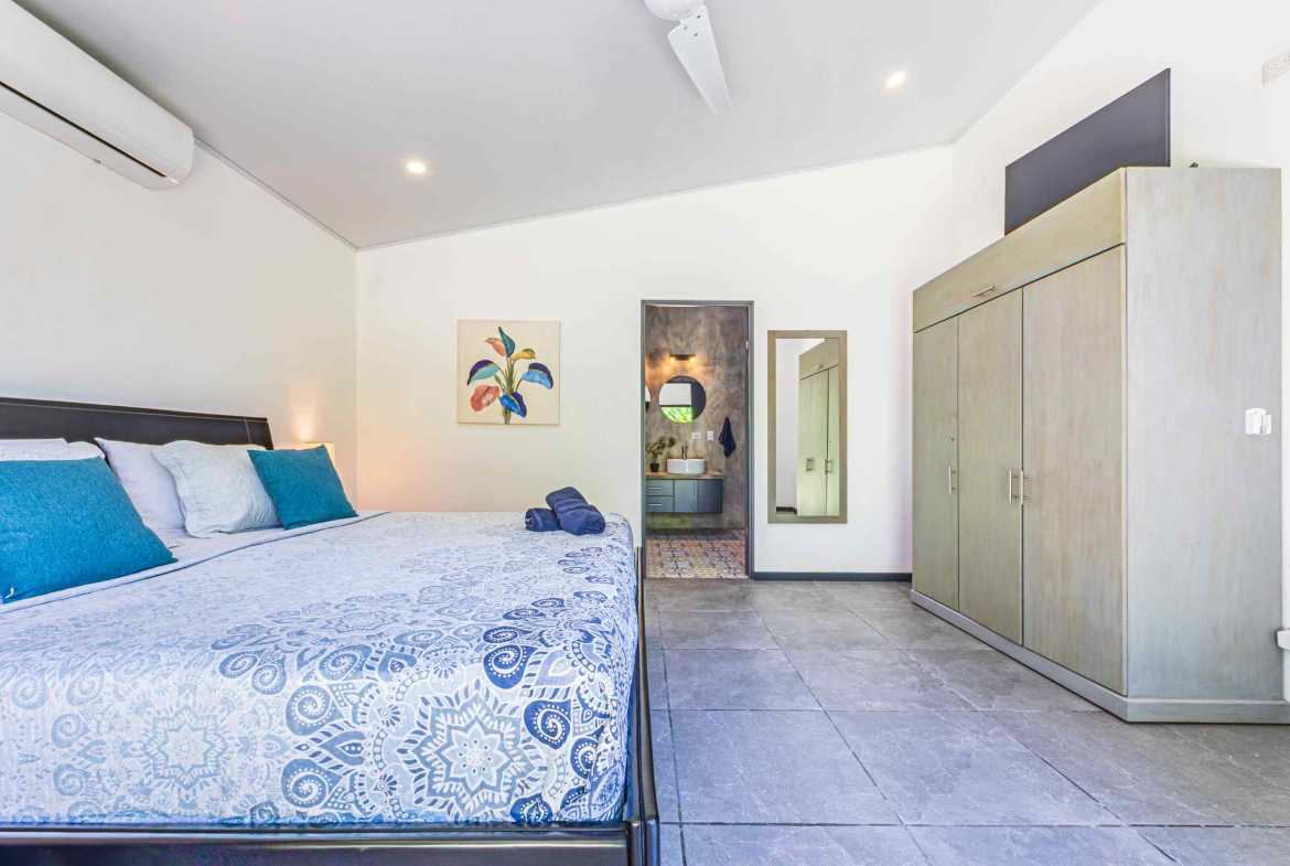 Modern 3-Bedroom Home with Designer Pool & Fruit Trees, photo 13 of 24