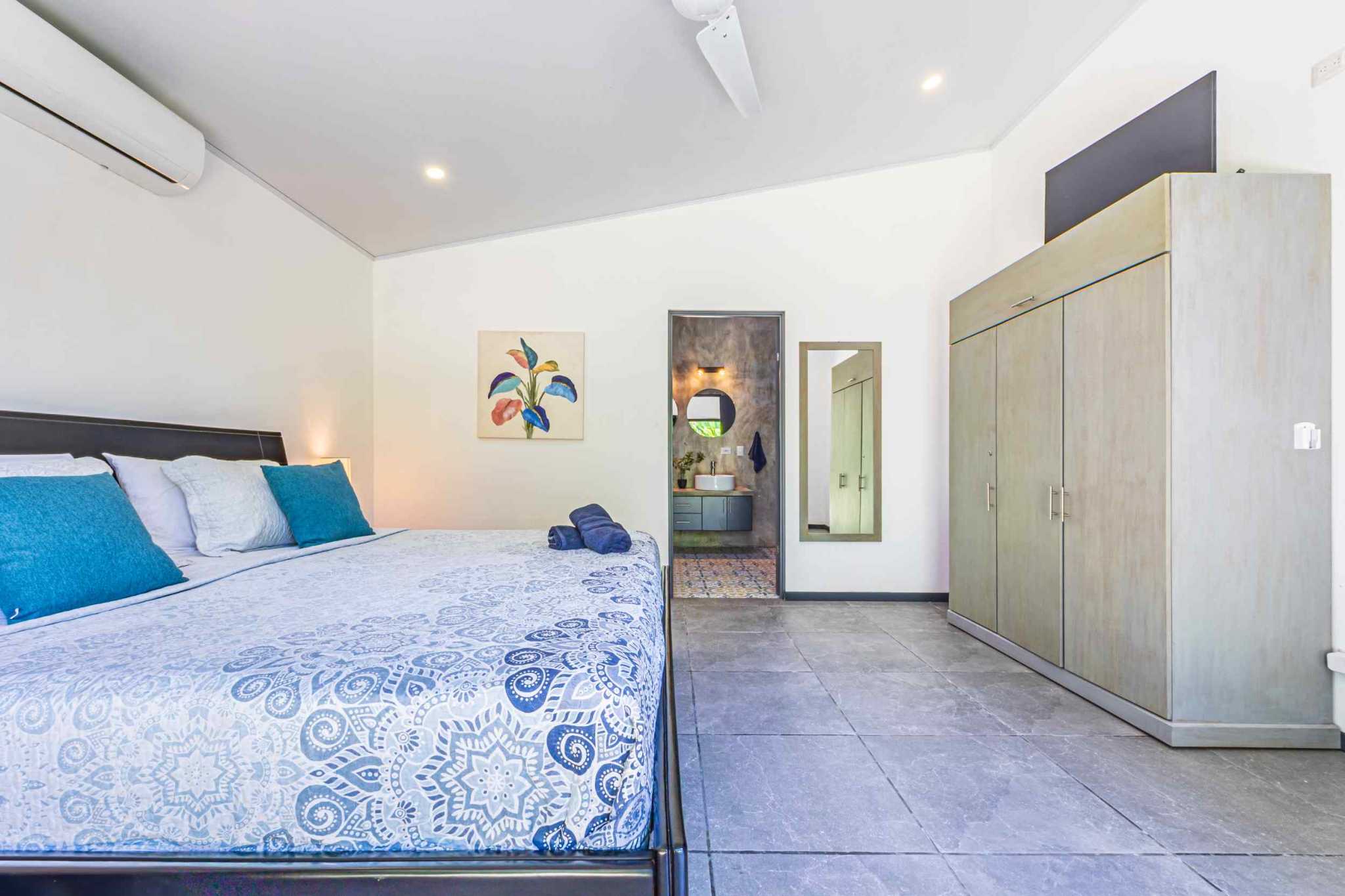 58420-3 Modern 3-Bedroom Home with Designer Pool & Fruit Trees in Uvita Costa Rica