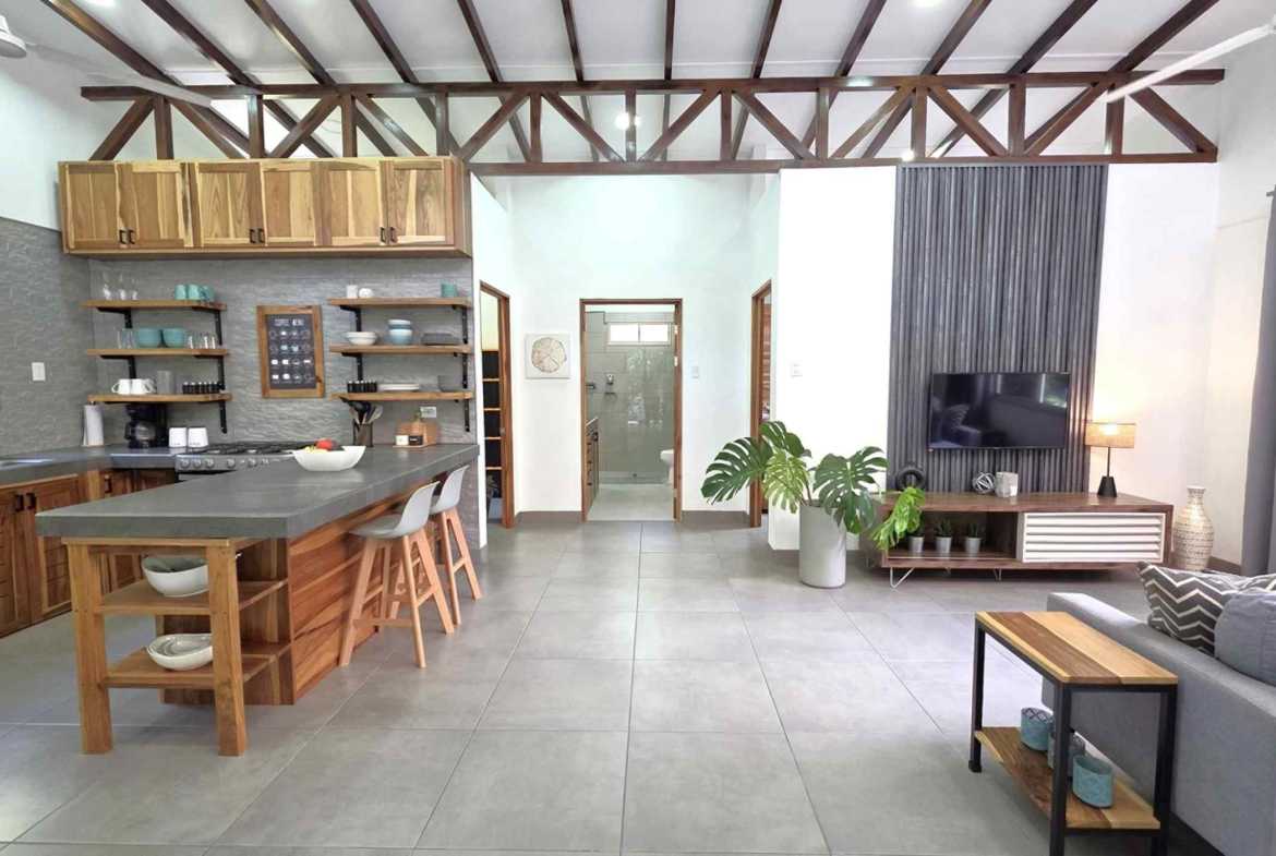 Sustainable 2-Bedroom Solar Home with Creek Frontage in Ojochal Costa Rica photo 10