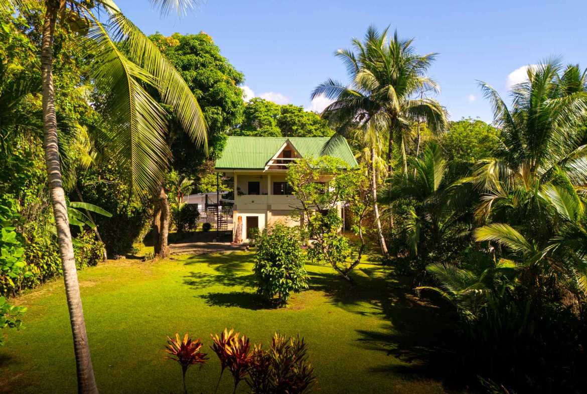 Beautiful 2-Bedroom Home in Walk-to-Beach Location in Uvita Costa Rica photo 3