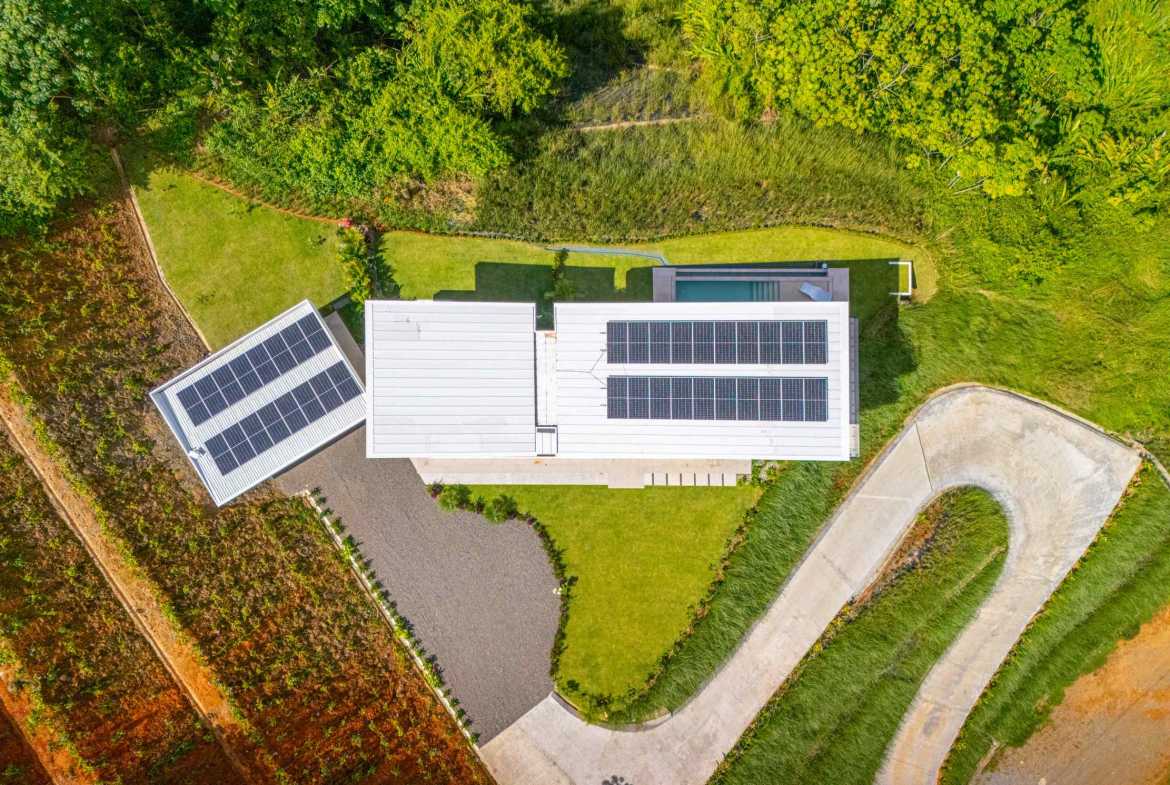 Stunning 4-Bedroom Modern Luxury Home with Ocean Views & Pool in Ojochal Costa Rica photo 6