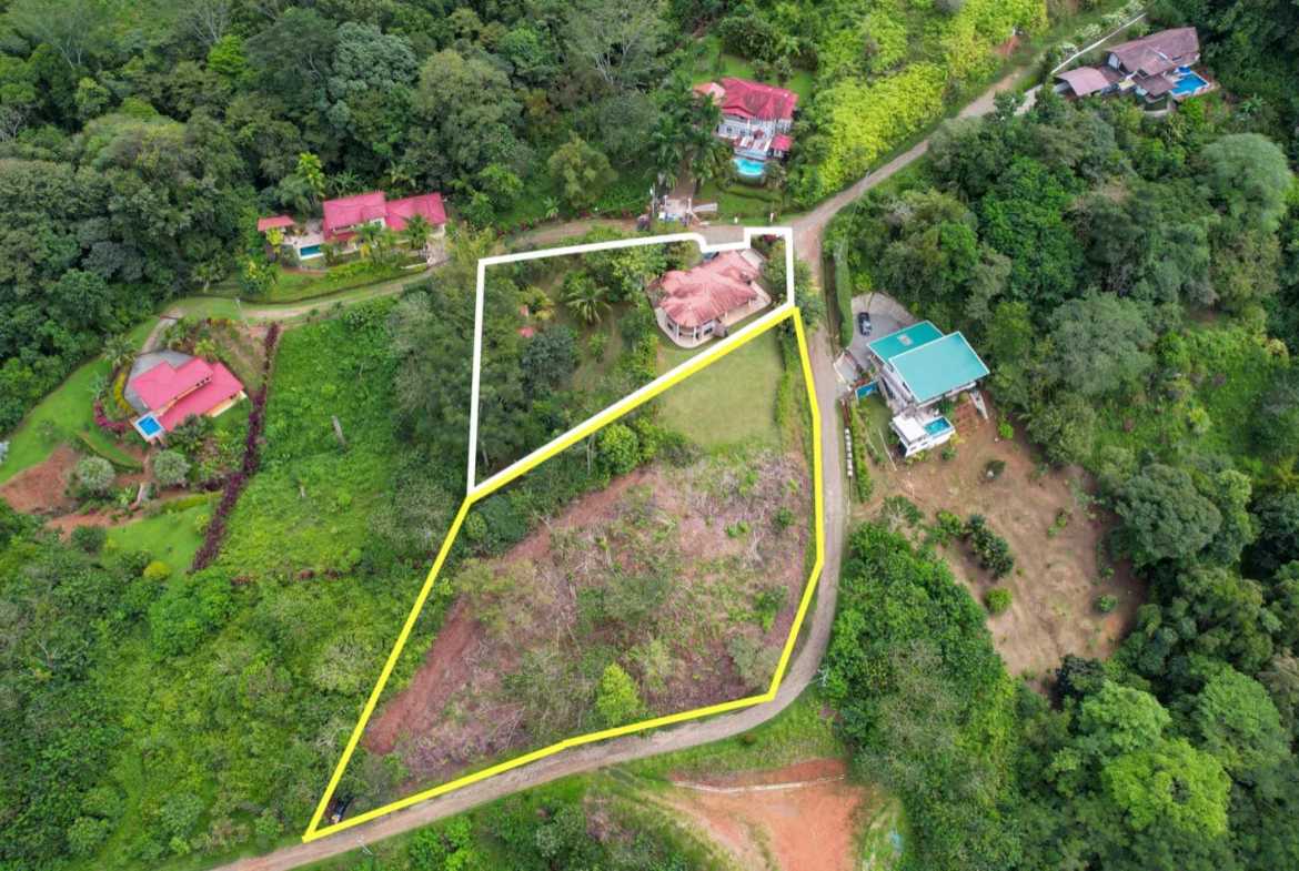 Stunning 5-Bedroom Investment Package with Ocean Views & Mountain Views in Ojochal Costa Rica photo 1