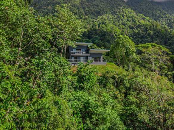Luxury 3-Bedroom Home with Ocean Views & Private Pool in Ojochal Costa Rica