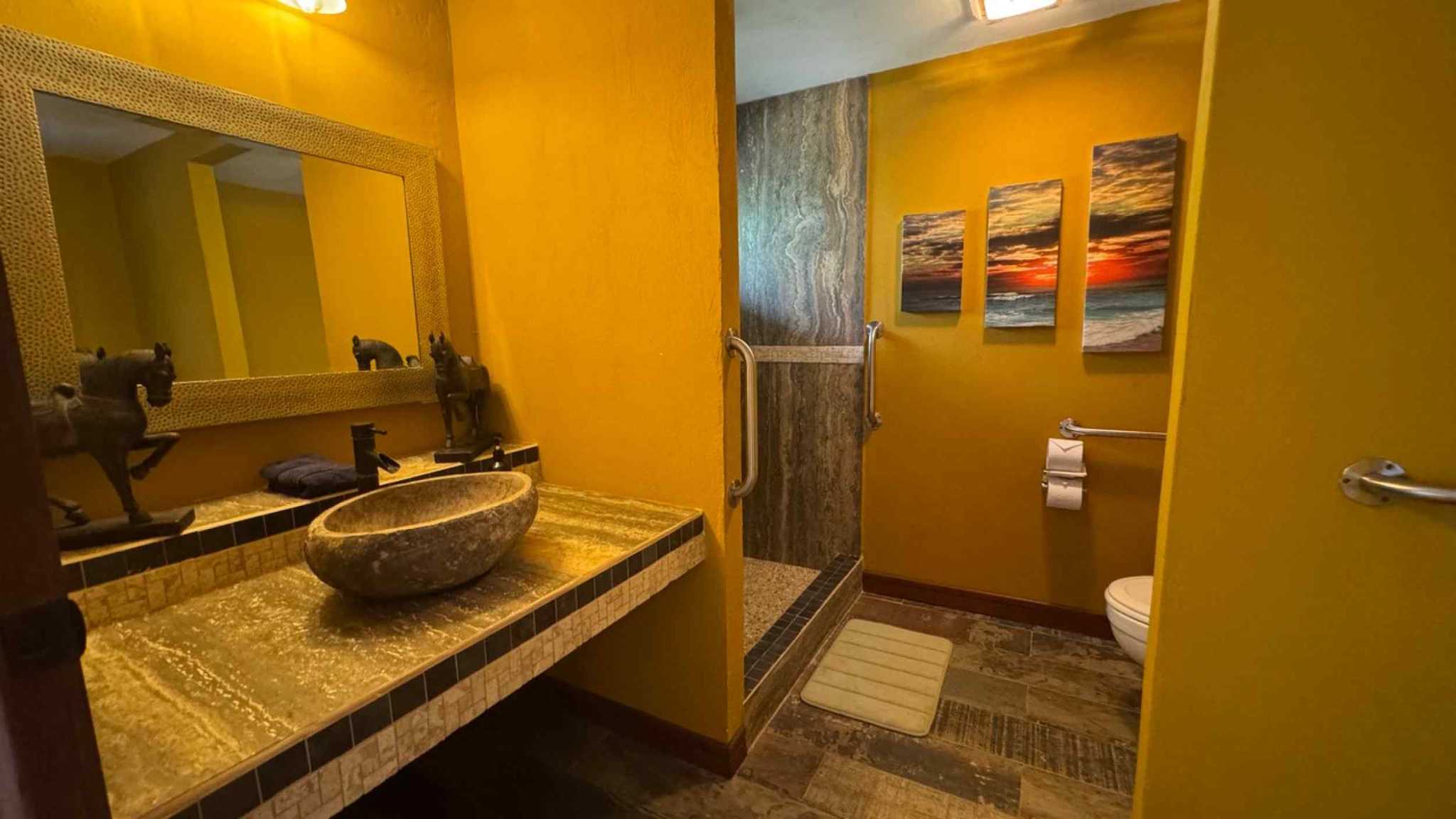 57060-29 Exclusive 12-Bedroom Hotel with Ocean Views & Pool in Uvita Costa Rica