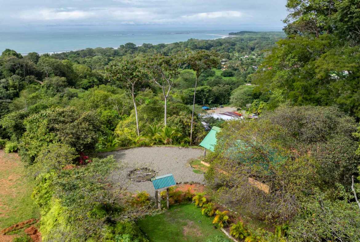 Exclusive 12-Bedroom Hotel with Ocean Views & Pool, photo 18 of 24