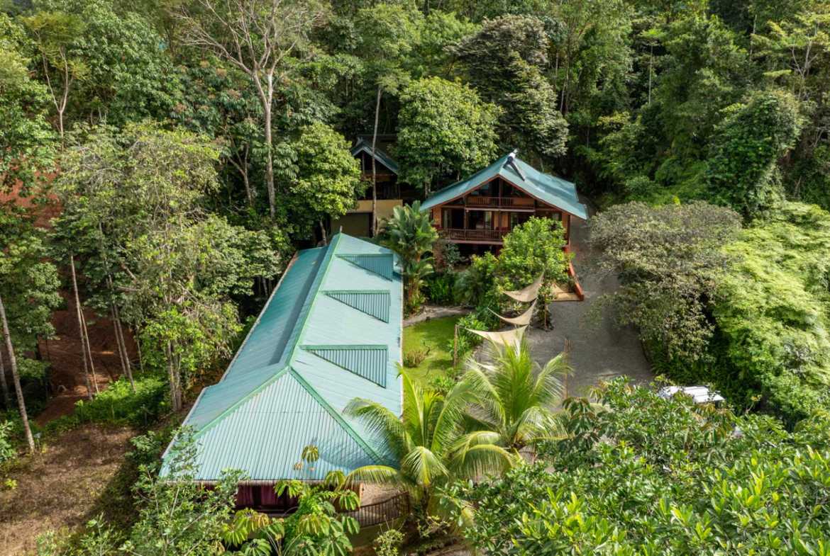 Exclusive 12-Bedroom Hotel with Ocean Views & Pool, photo 13 of 24