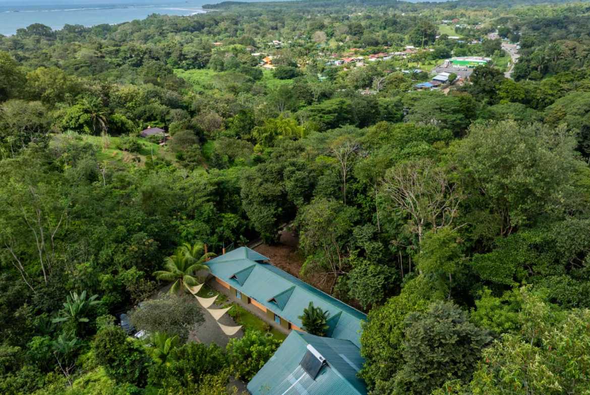 Exclusive 12-Bedroom Hotel with Ocean Views & Pool, photo 8 of 24