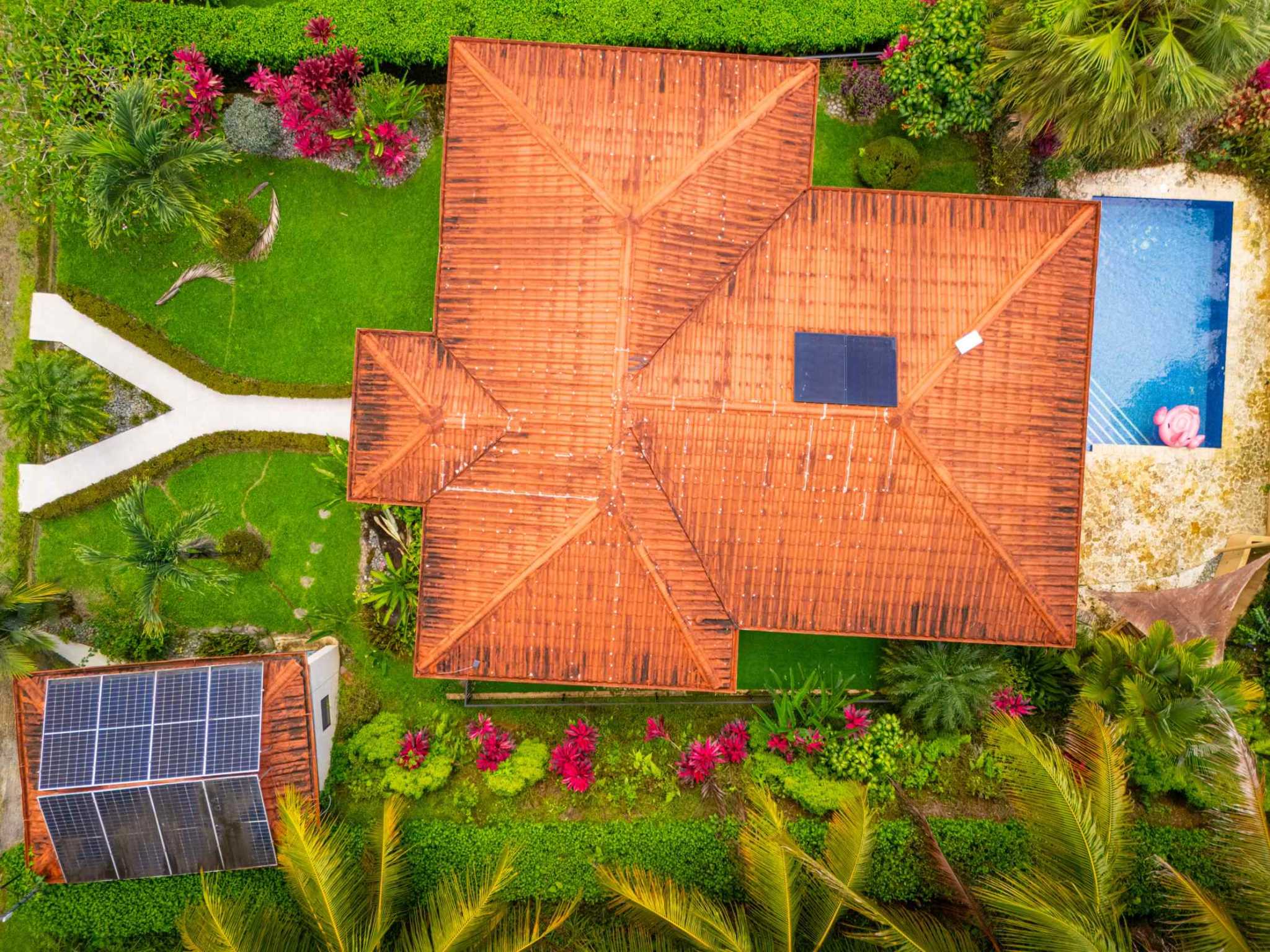56687-2 Modern 3-Bedroom Home with Mountain Views & Private Pool in Ojochal Costa Rica