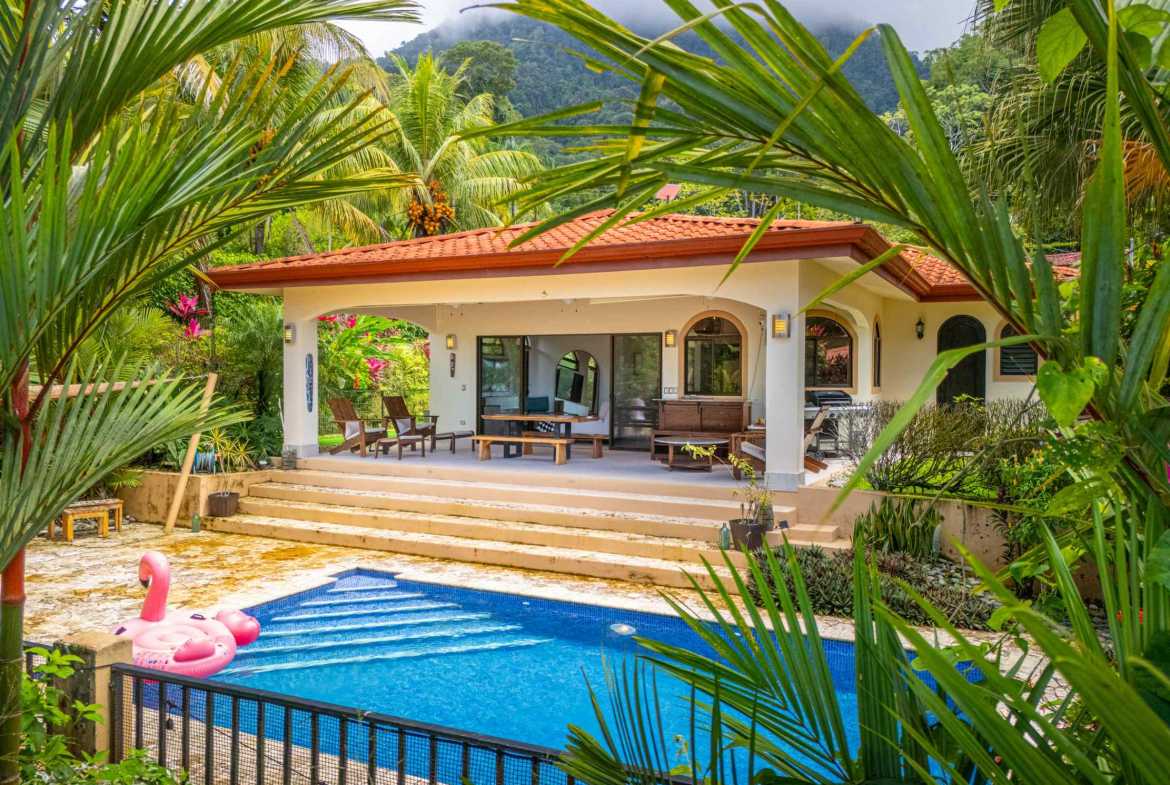 Modern 3-Bedroom Home with Mountain Views & Private Pool in Ojochal Costa Rica